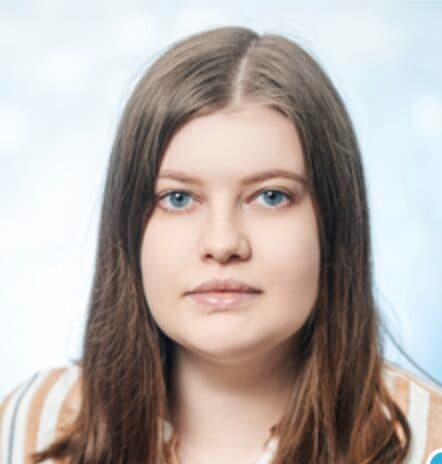 Яна Максимова